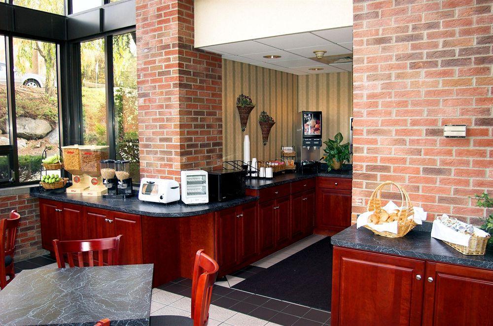Best Western Danbury/Bethel Restaurant photo