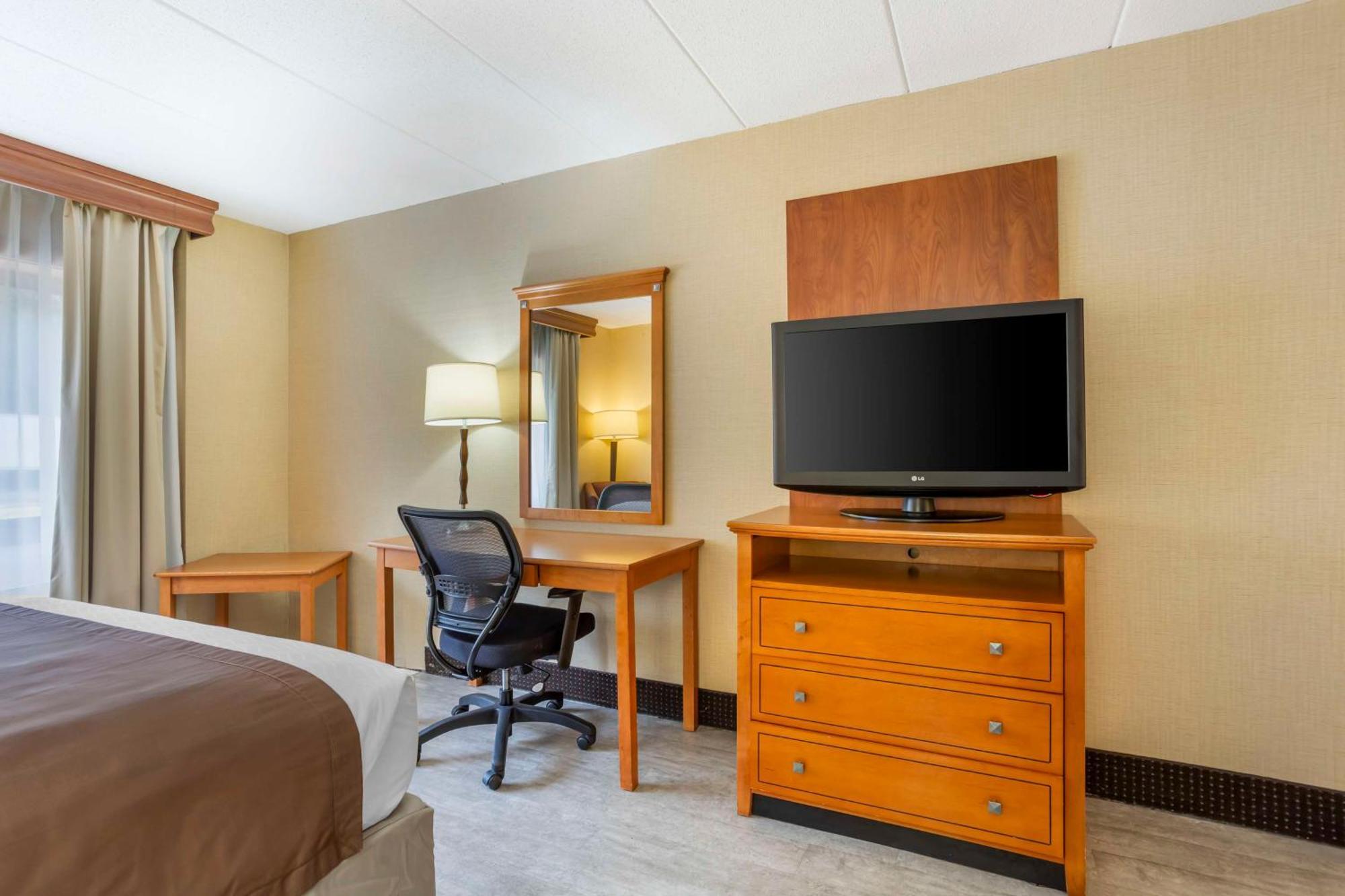 Best Western Danbury/Bethel Exterior photo